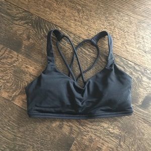 Black lululemon sports bra